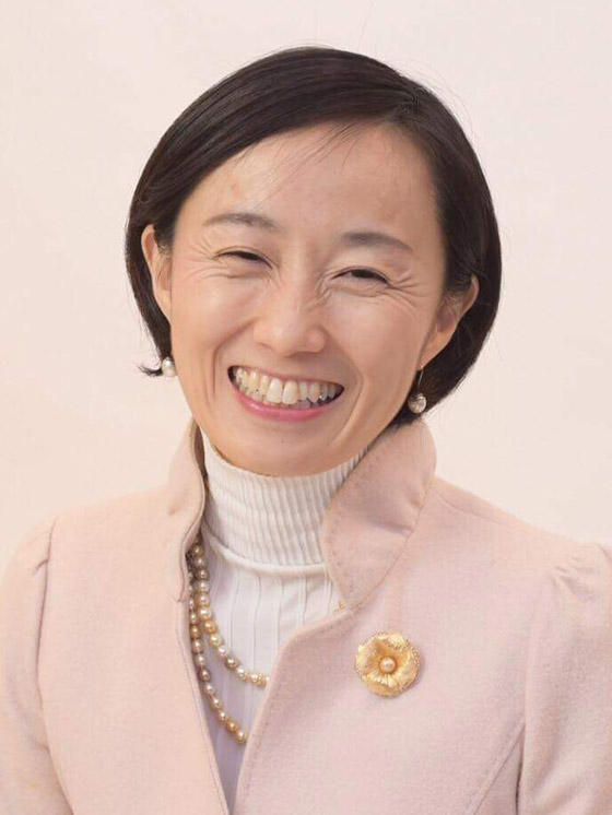 川村 真妃